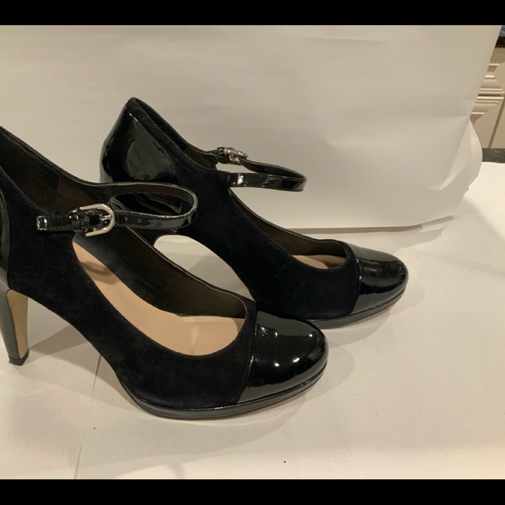 Not for sale Ladies patent and suede heels with ankle strap - Picture 3 of 5